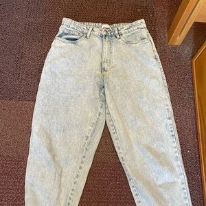 we wore what light washed mom jeans